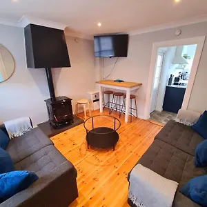 Stylish 3 Bedroom House Galway